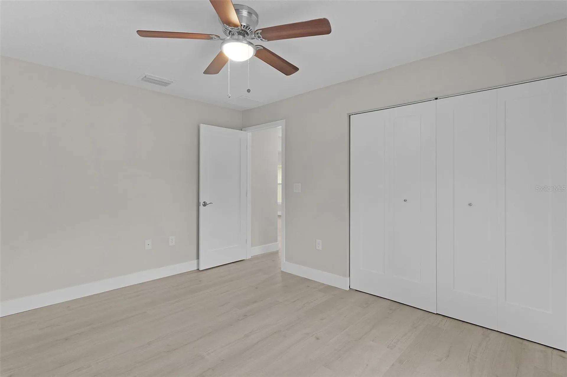 118 Malauka Loop Ocklawaha FL 32179