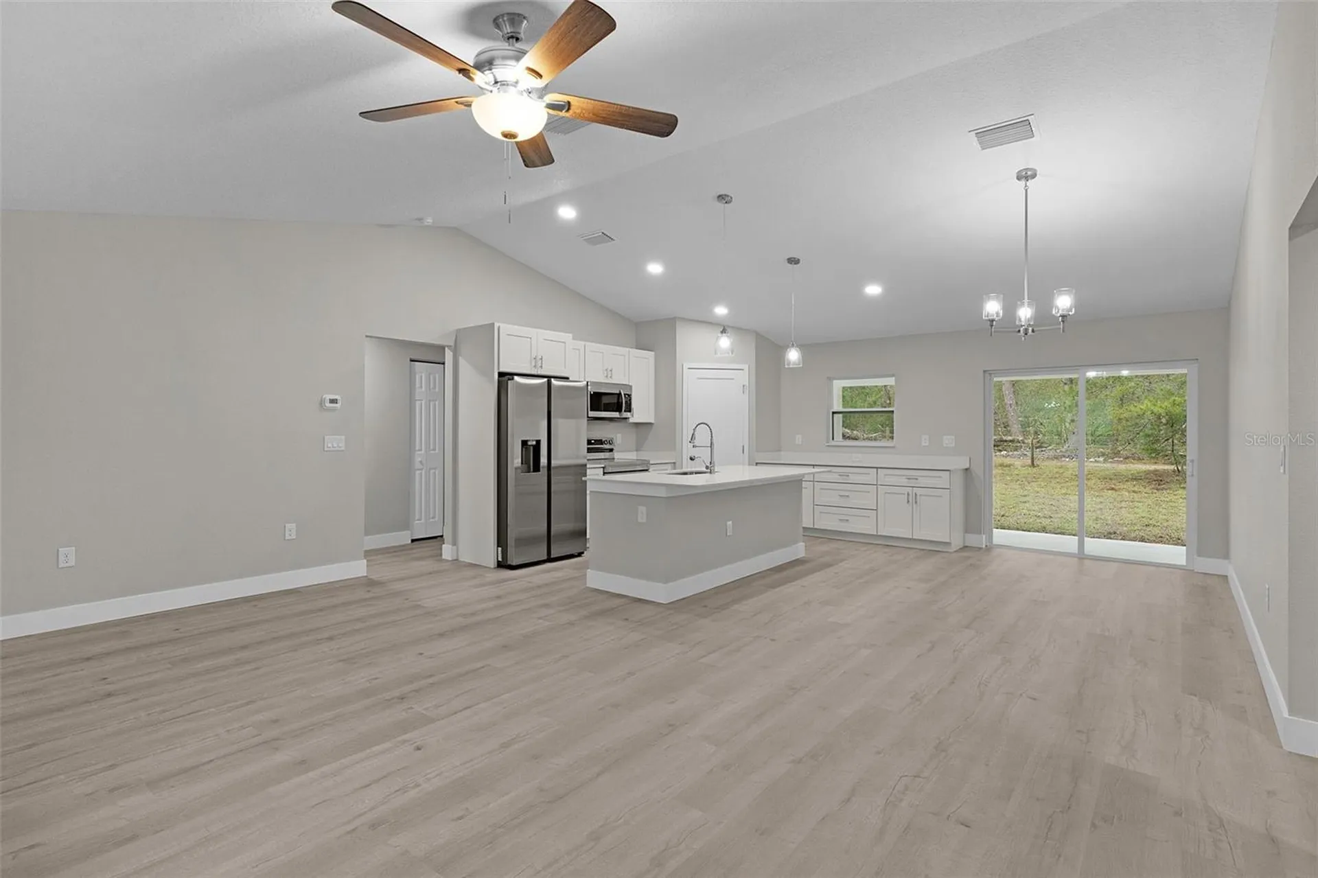 118 Malauka Loop Ocklawaha FL 32179