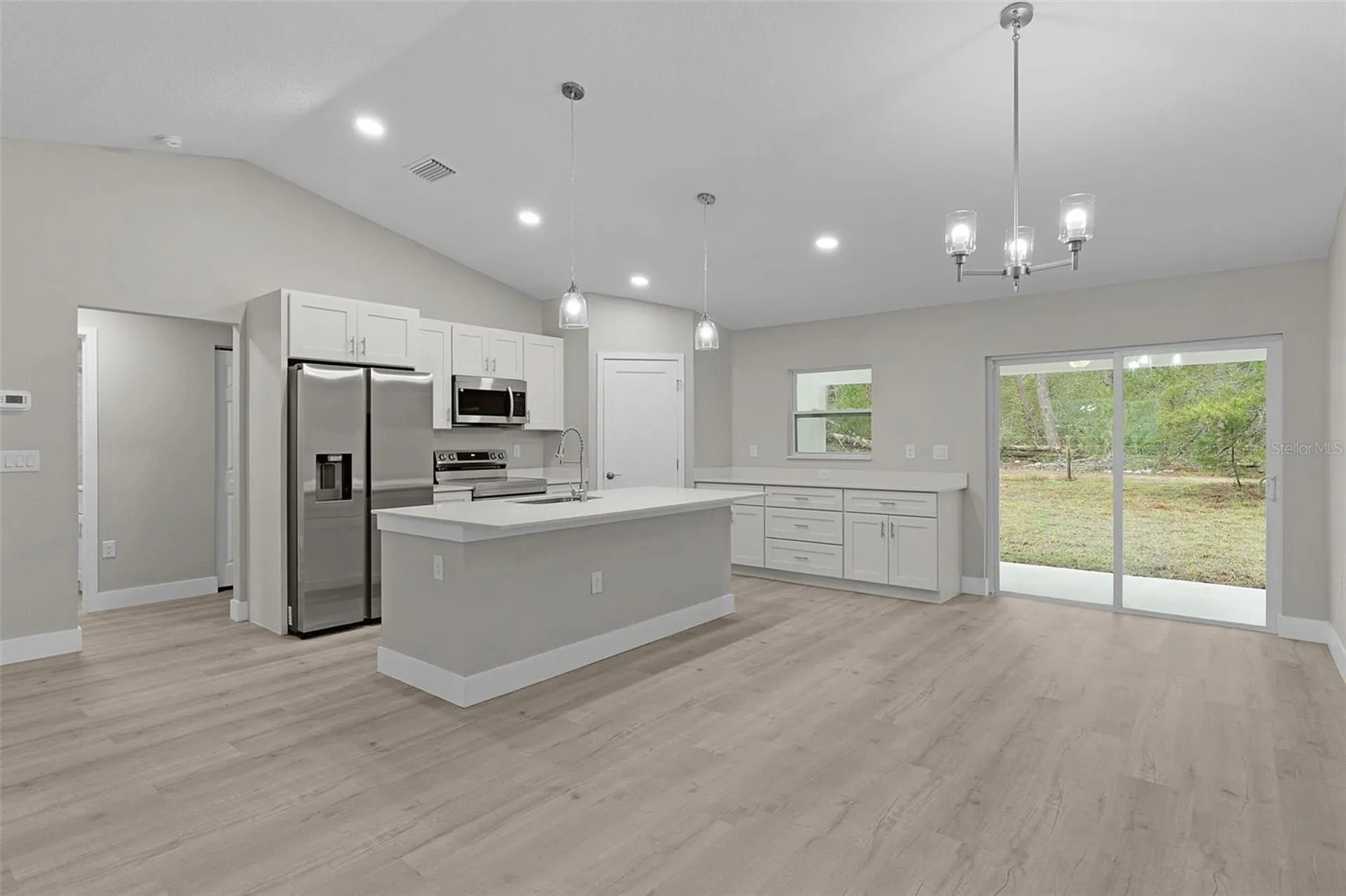 118 Malauka Loop Ocklawaha FL 32179