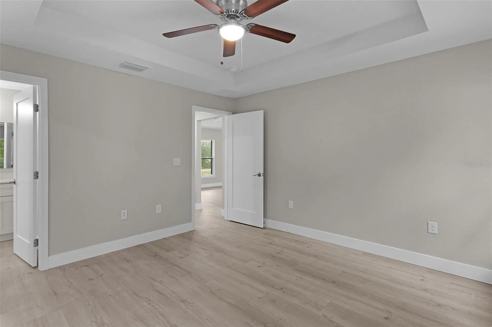 118 Malauka Loop Ocklawaha FL 32179