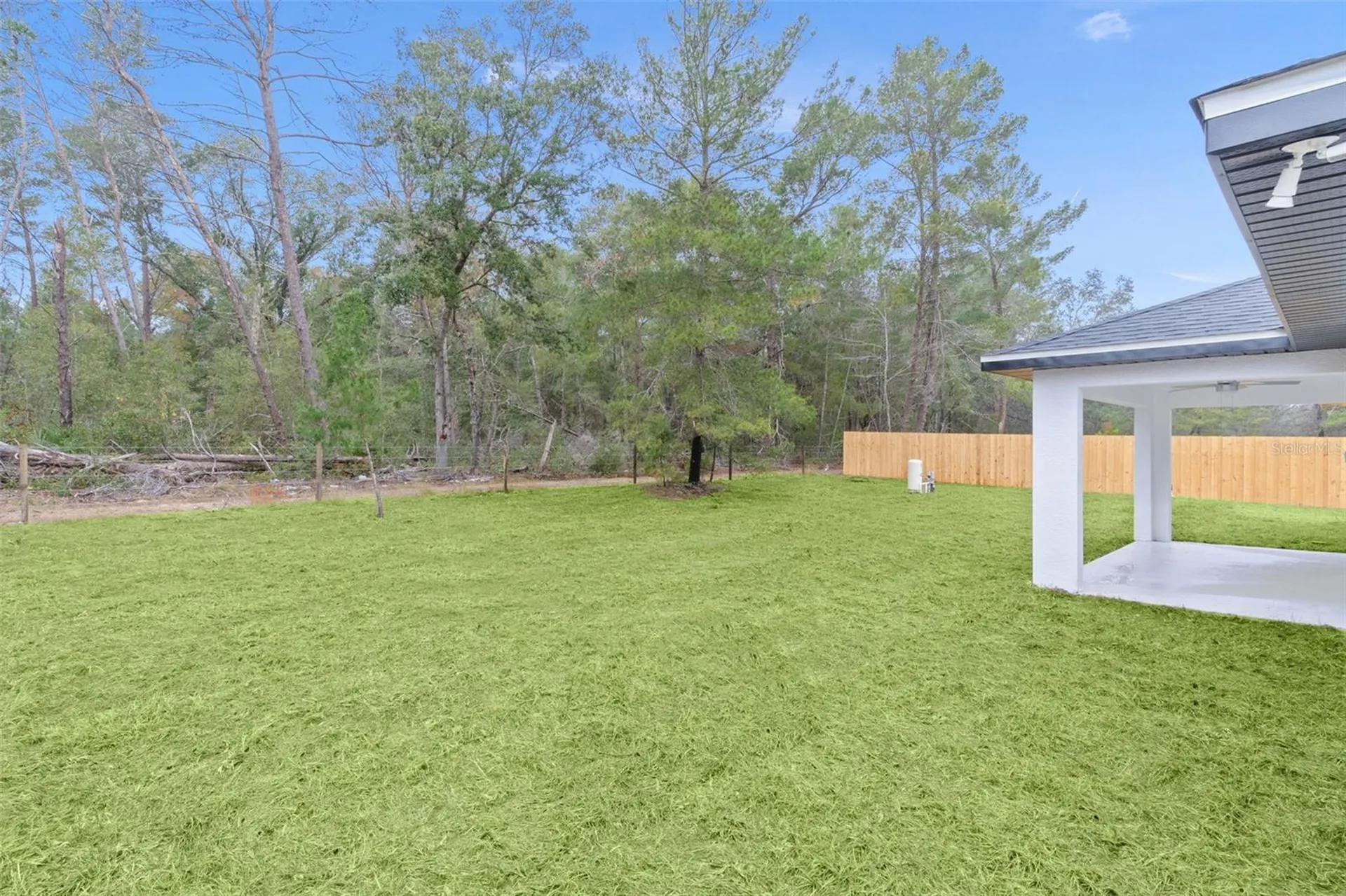 118 Malauka Loop Ocklawaha FL 32179