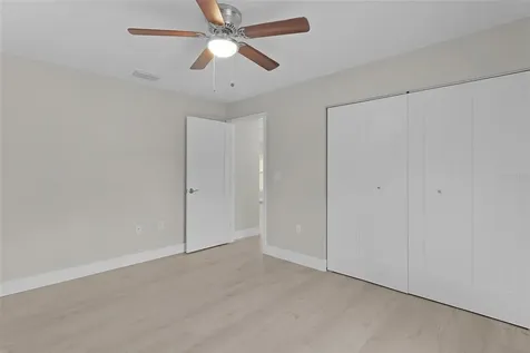 118 Malauka Loop Ocklawaha FL 32179