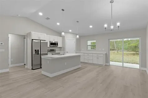 118 Malauka Loop Ocklawaha FL 32179
