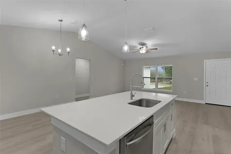 118 Malauka Loop Ocklawaha FL 32179