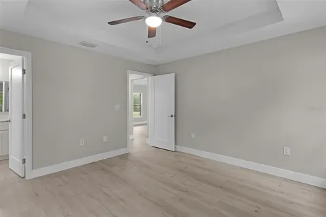 118 Malauka Loop Ocklawaha FL 32179