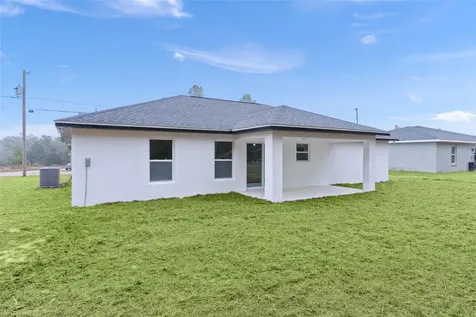 118 Malauka Loop Ocklawaha FL 32179