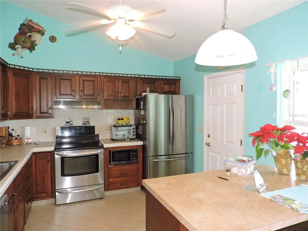 817 Wildabon Avenue Lake Wales FL 33853