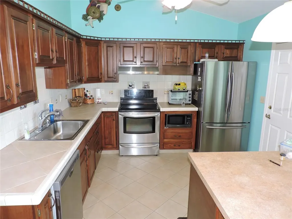 817 Wildabon Avenue Lake Wales FL 33853