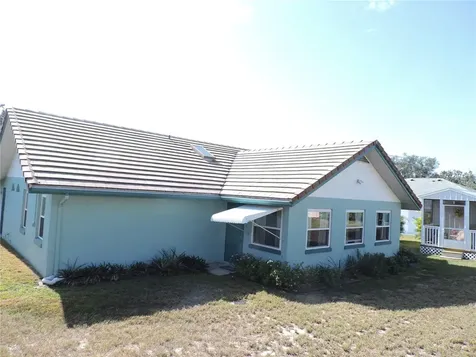 817 Wildabon Avenue Lake Wales FL 33853