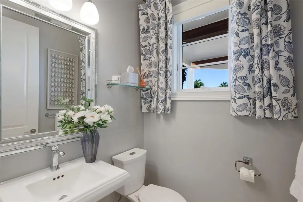 750 Siesta Key Circle Sarasota FL 34242