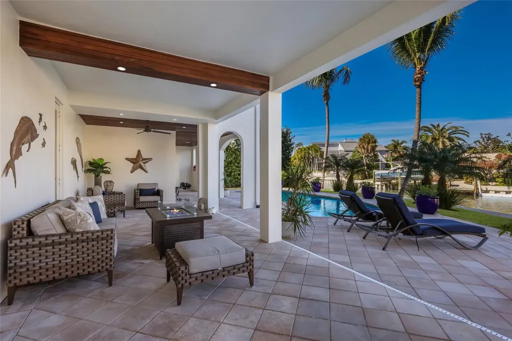 750 Siesta Key Circle Sarasota FL 34242