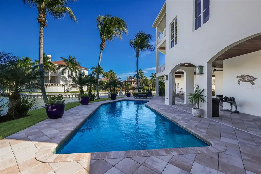 750 Siesta Key Circle Sarasota FL 34242