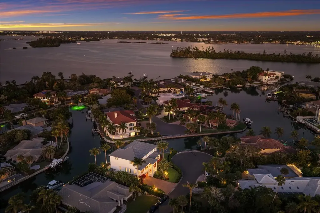 750 Siesta Key Circle Sarasota FL 34242