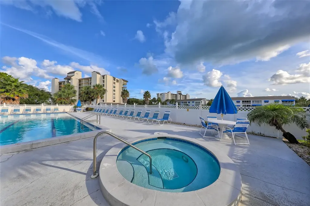 11450 Harbor Way Largo FL 33774