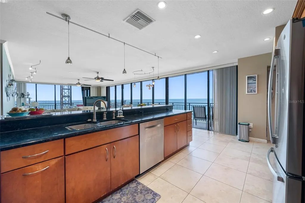 7600 Bayshore Drive Treasure Island FL 33706