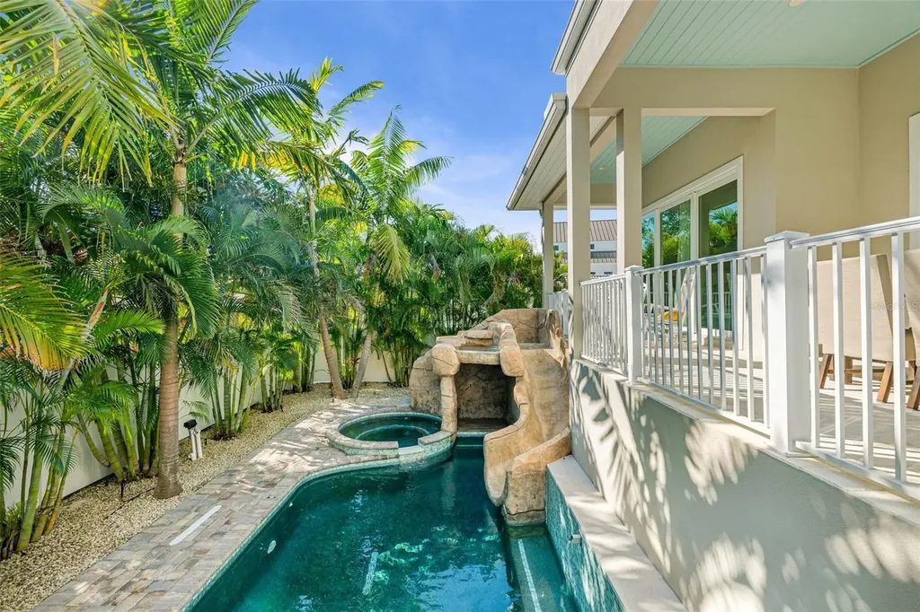 436 S Polk Drive Sarasota FL 34236