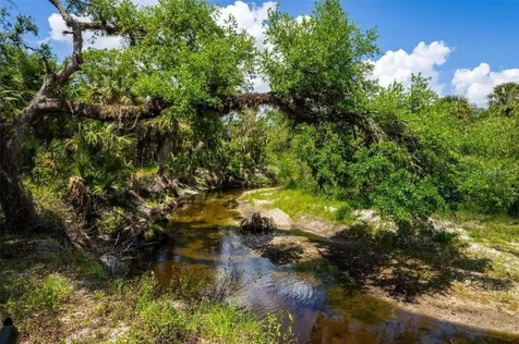 12615 River Road Myakka City FL 34251