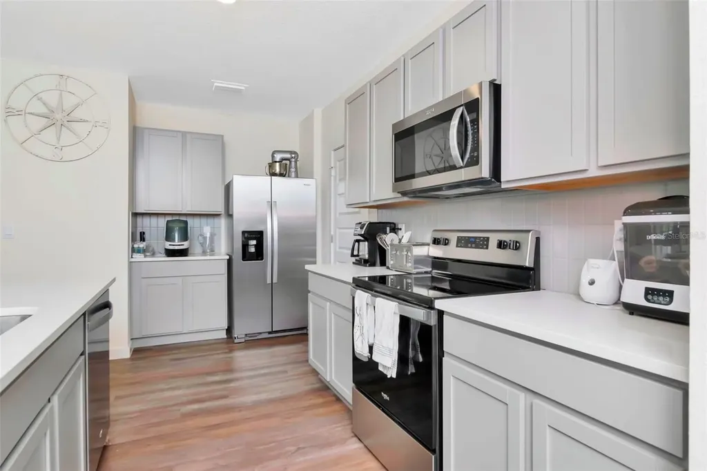 9744 Crescent Ray Drive Wesley Chapel FL 33545