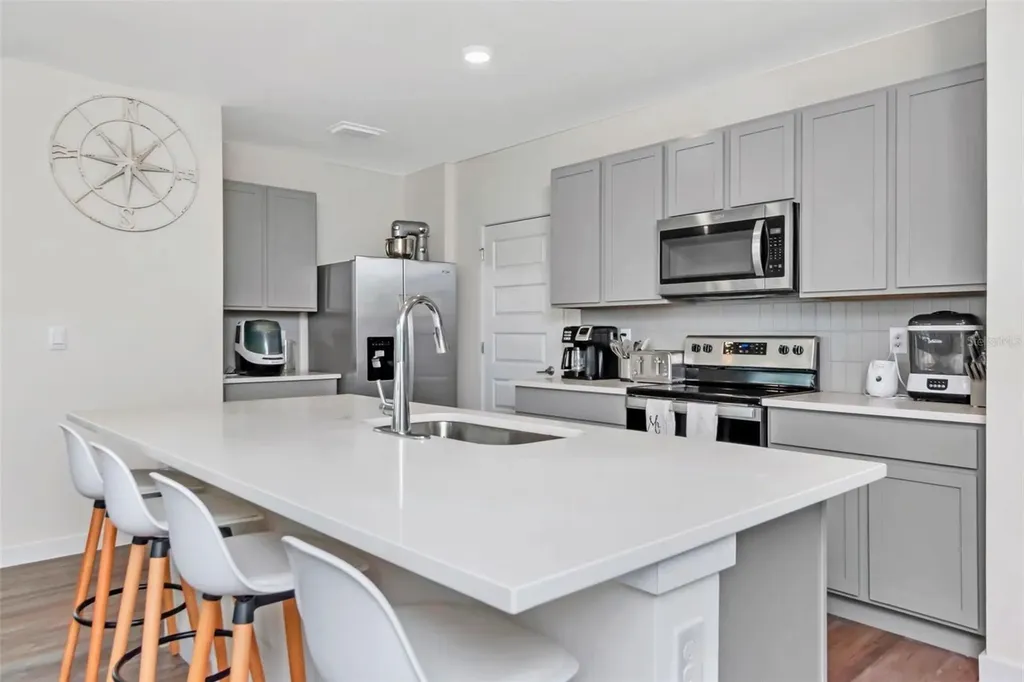 9744 Crescent Ray Drive Wesley Chapel FL 33545