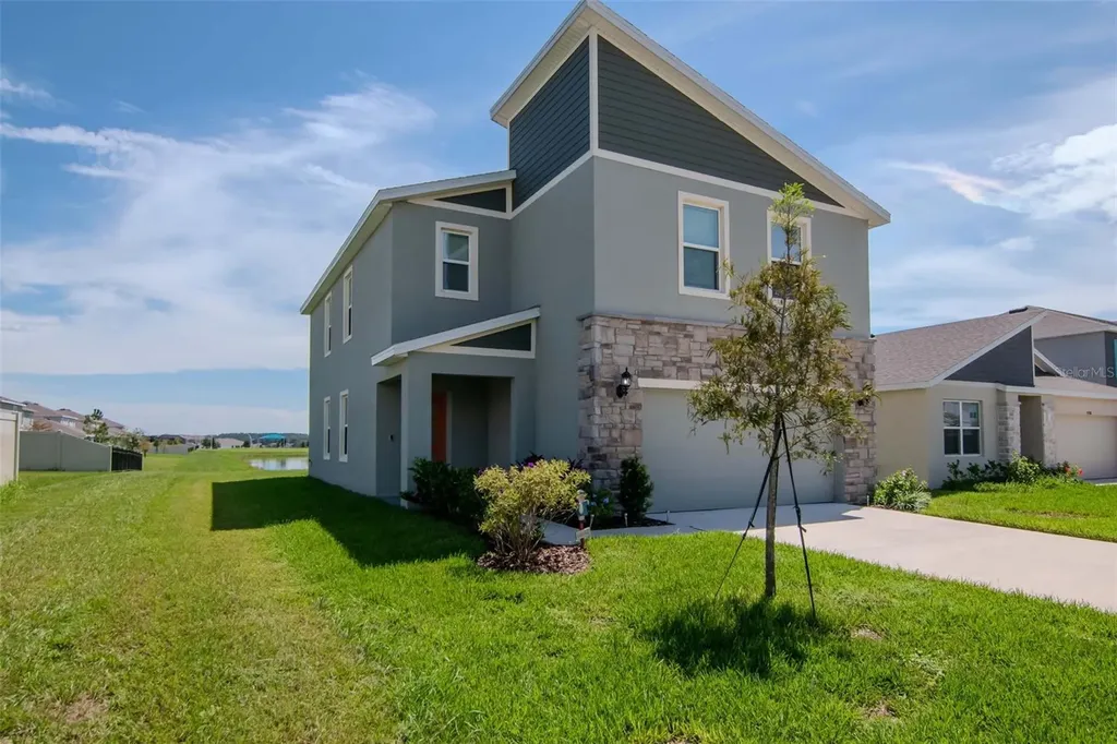9744 Crescent Ray Drive Wesley Chapel FL 33545