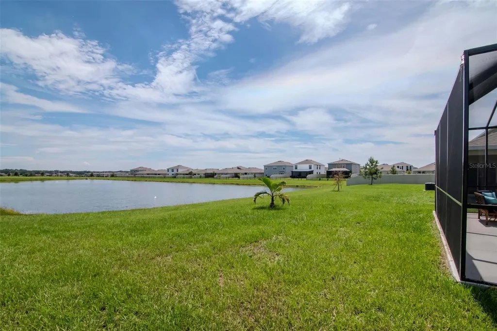 9744 Crescent Ray Drive Wesley Chapel FL 33545