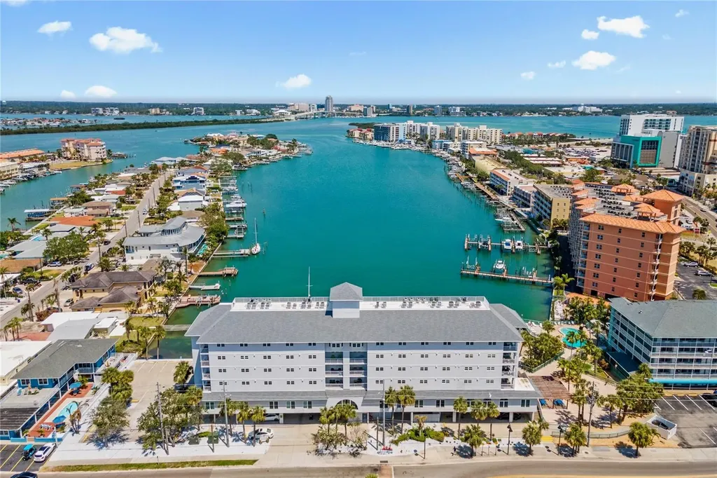 445 Hamden Drive Clearwater Beach FL 33767