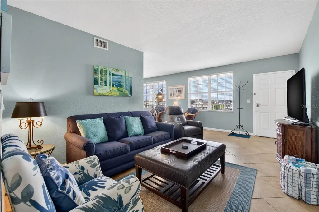 445 Hamden Drive Clearwater Beach FL 33767