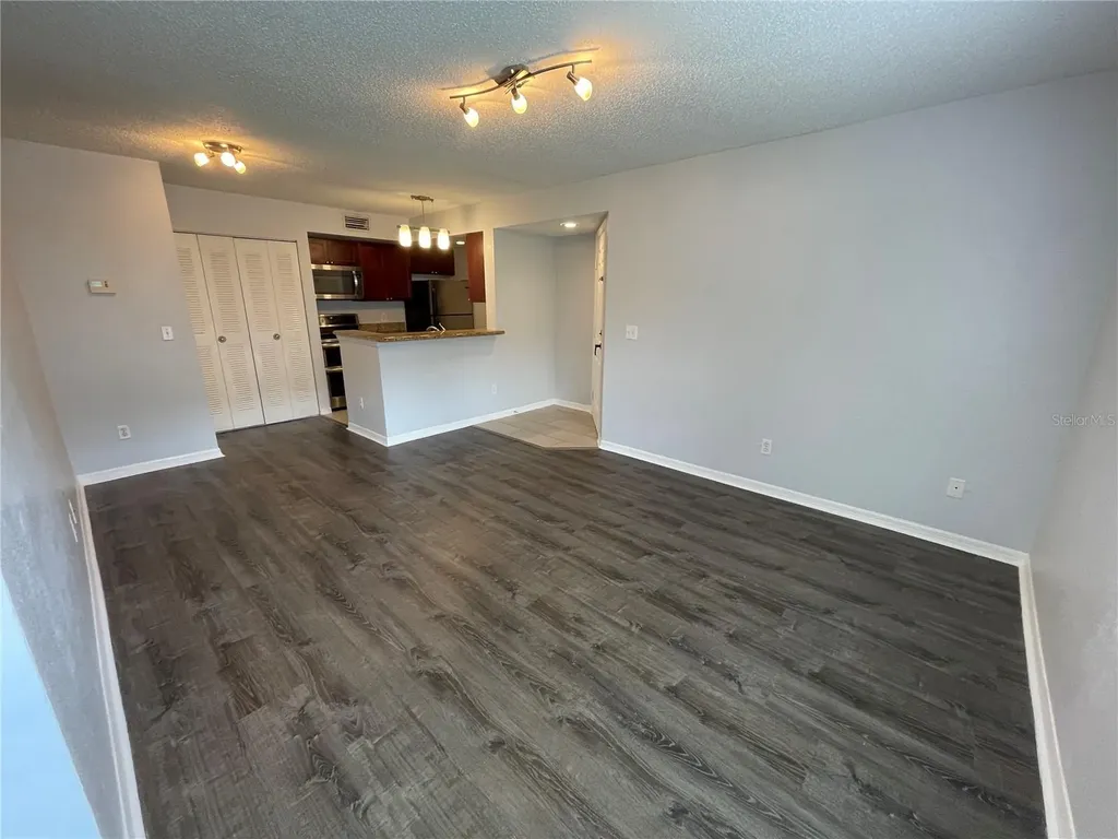 5128 Conroy Road Orlando FL 32811