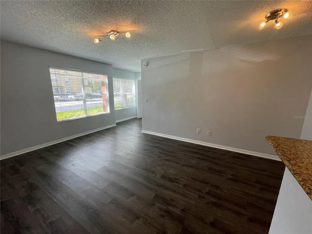 5128 Conroy Road Orlando FL 32811