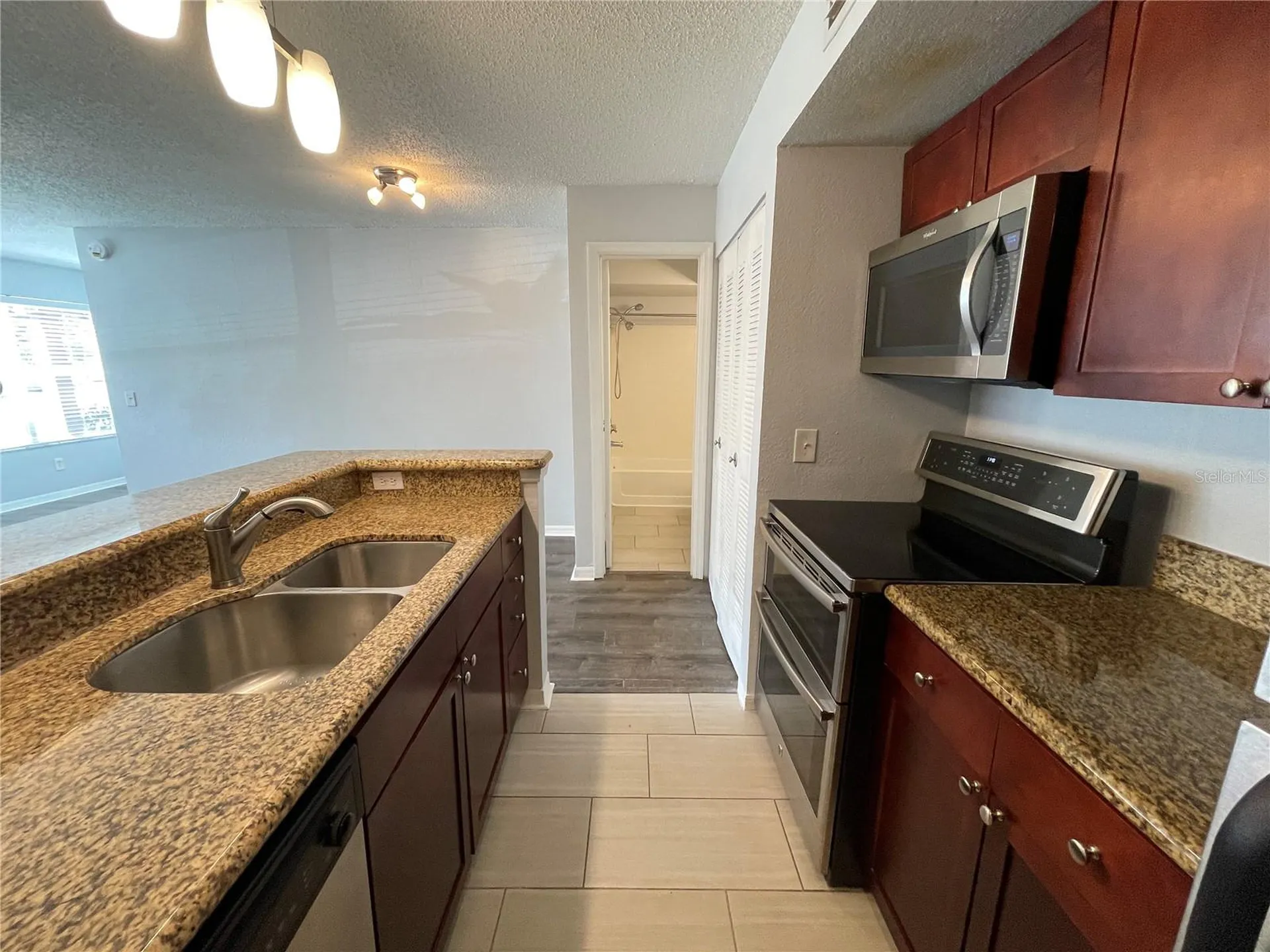 5128 Conroy Road Orlando FL 32811