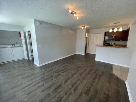 5128 Conroy Road Orlando FL 32811
