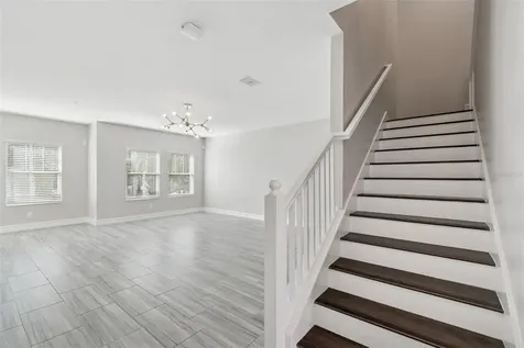 4921 W Paul Avenue Tampa FL 33611