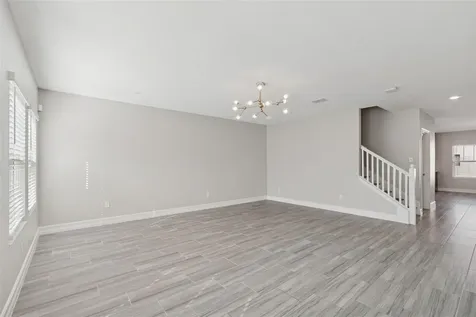 4921 W Paul Avenue Tampa FL 33611