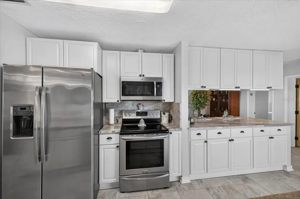 853 Seacrest Drive Largo FL 33771