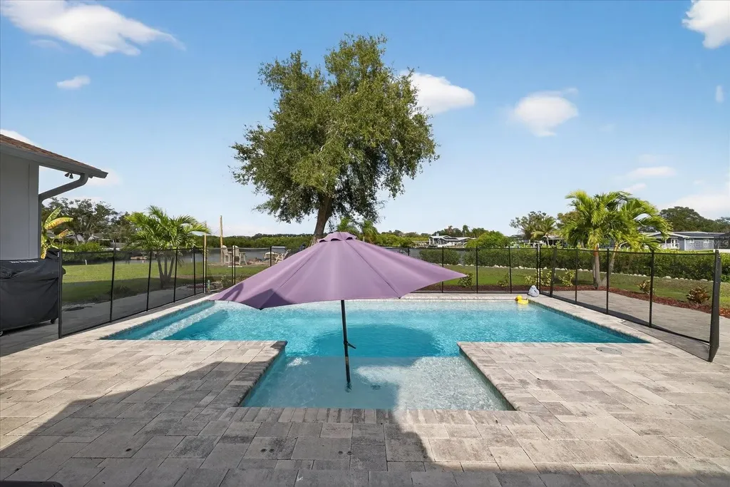853 Seacrest Drive Largo FL 33771