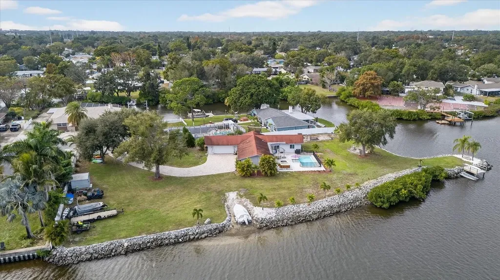 853 Seacrest Drive Largo FL 33771