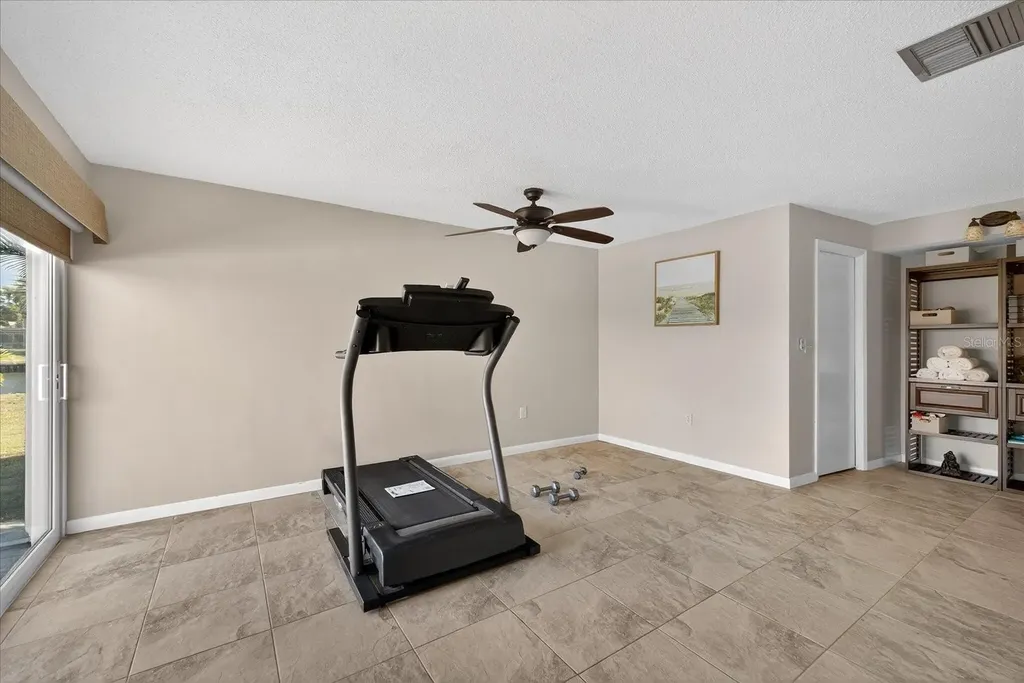 853 Seacrest Drive Largo FL 33771