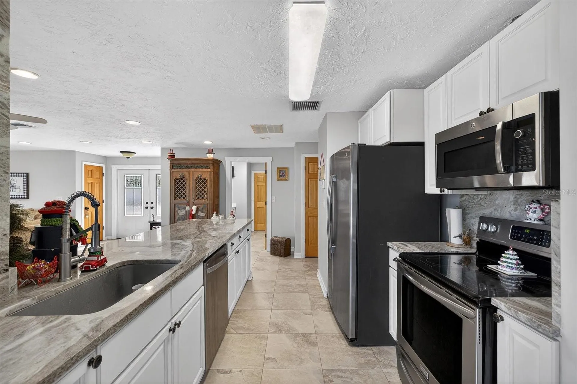 853 Seacrest Drive Largo FL 33771