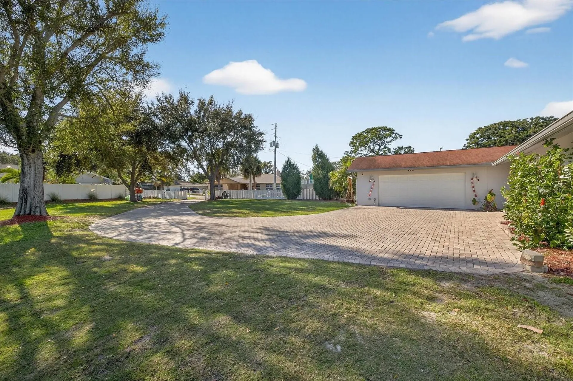 853 Seacrest Drive Largo FL 33771