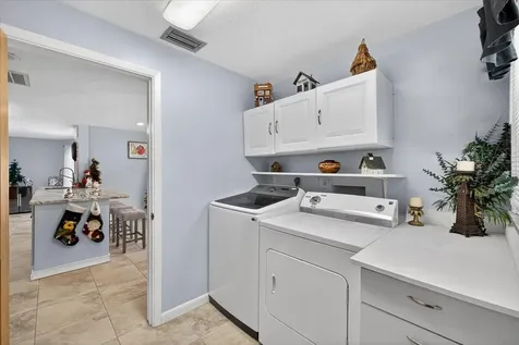 853 Seacrest Drive Largo FL 33771