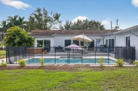 853 Seacrest Drive Largo FL 33771