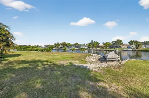 853 Seacrest Drive Largo FL 33771