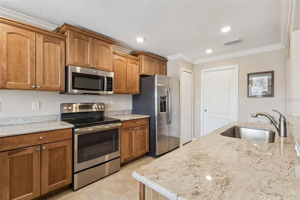 27143 Roanoke Drive Leesburg FL 34748