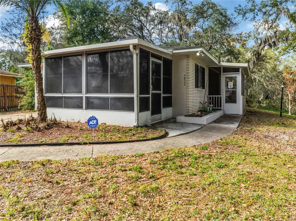 4432 Watch Hill Road Orlando FL 32808