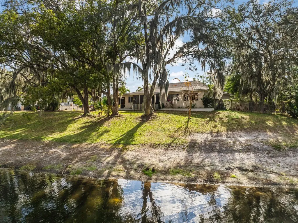 4432 Watch Hill Road Orlando FL 32808
