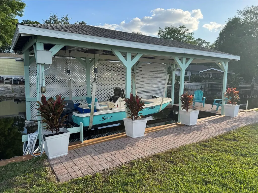 33635 Jeffery Court Leesburg FL 34788