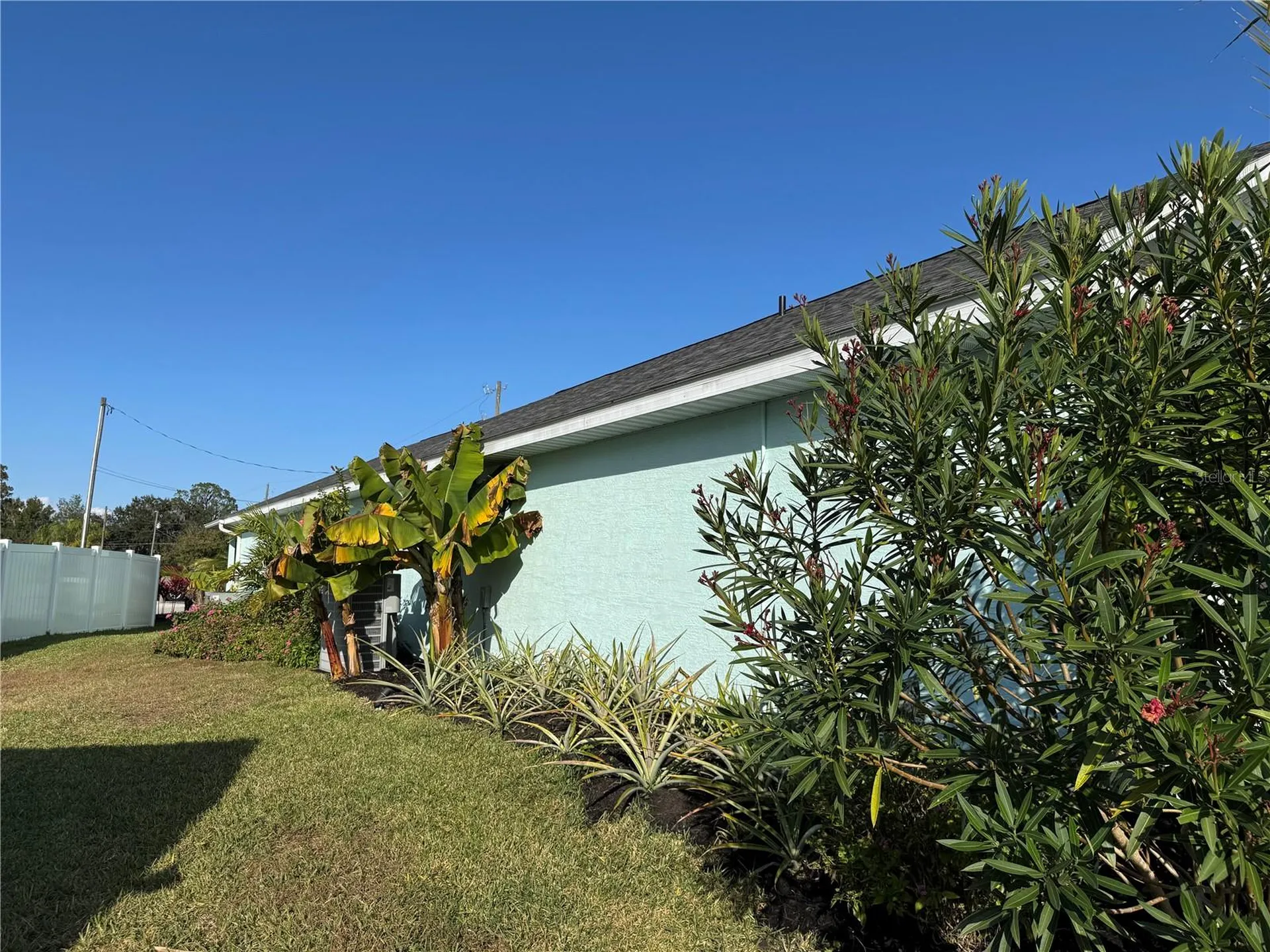 33635 Jeffery Court Leesburg FL 34788