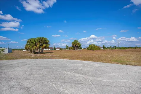7004 Cameo Court Labelle FL 33935