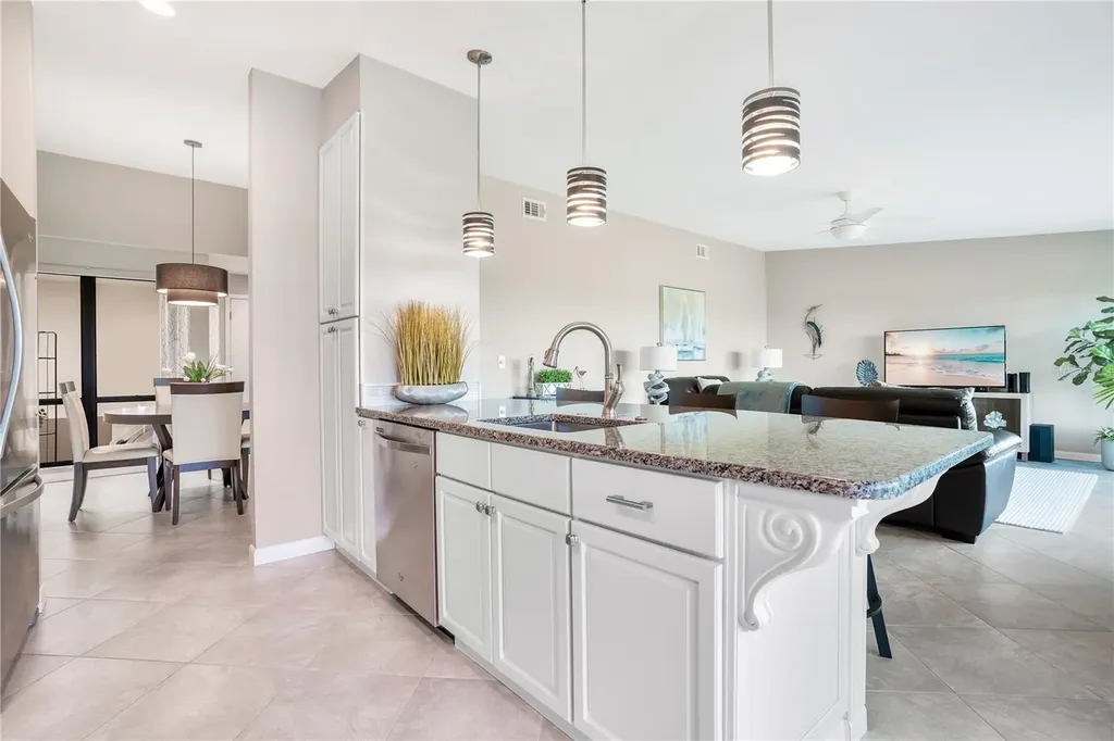 4013 Catalina Drive Bradenton FL 34210