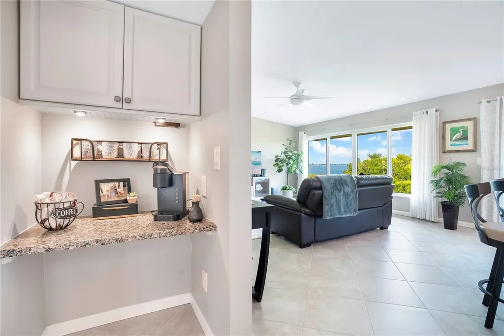 4013 Catalina Drive Bradenton FL 34210